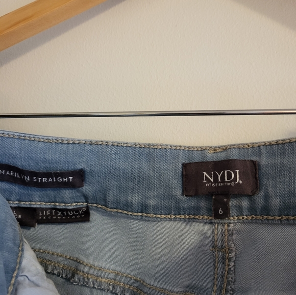 NWOT NYDJ Marilyn Straight Crop Jeans - Picture 4 of 4